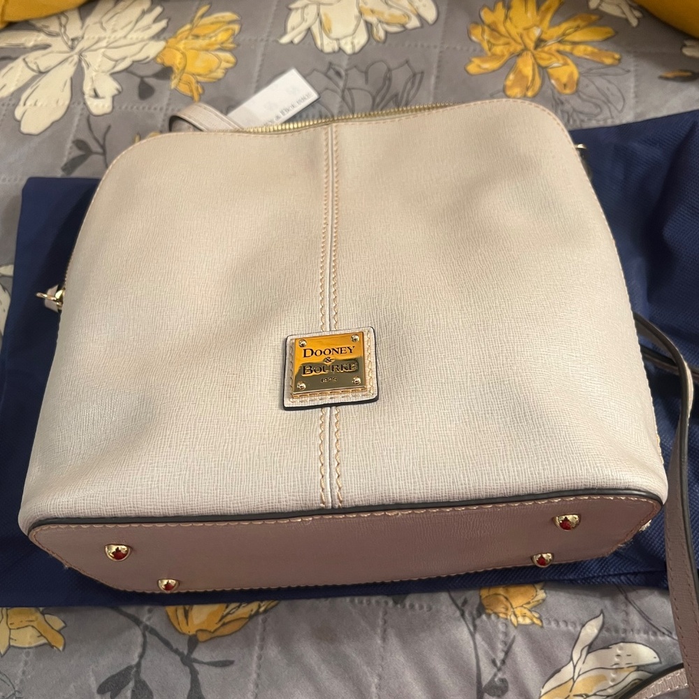 Dooney & Bourke crossbody Bag - Picture 11 of 14